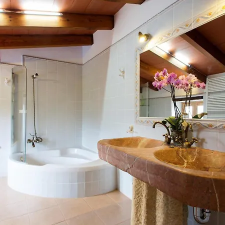 Owl Suavet Petit - Exclusive With A Stunning Pool *