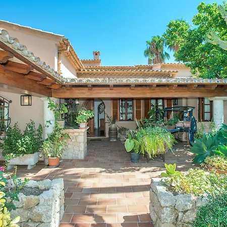 Owl Suavet Petit - Exclusive With A Stunning Pool *