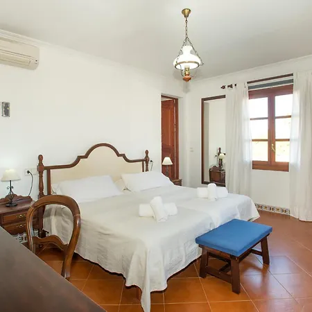 Villa Owl Suavet Petit - Exclusive With A Stunning Pool