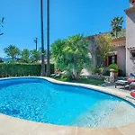 Villa Owl Suavet Petit - Exclusive With A Stunning Pool