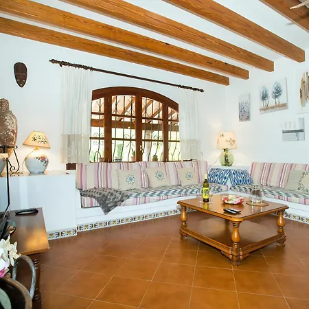 Villa Owl Suavet Petit - Exclusive With A Stunning Pool *