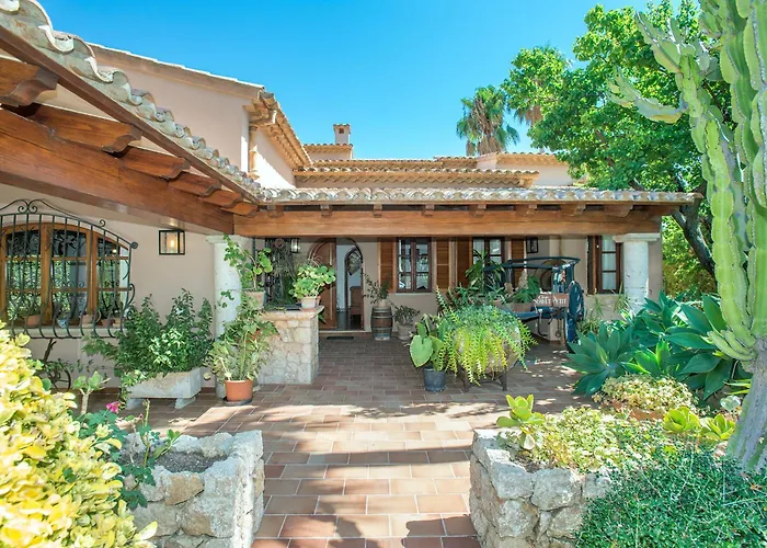 Owl Suavet Petit - Exclusive With A Stunning Pool *