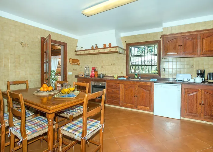 Owl Suavet Petit - Exclusive With A Stunning Pool *