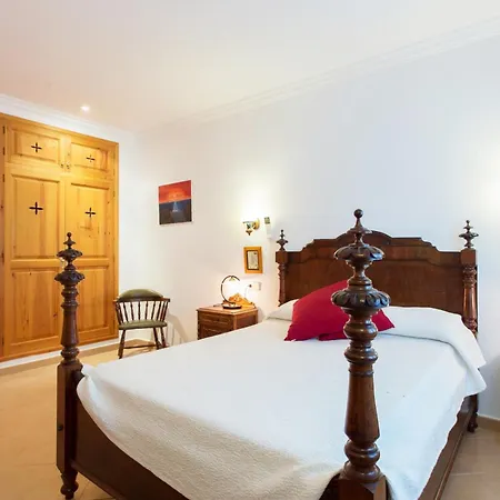 Villa Owl Suavet Petit - Exclusive With A Stunning Pool